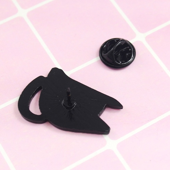 NEW Sexy Cat Cartoon Enamel Pin Brooch - Picture 3 of 3